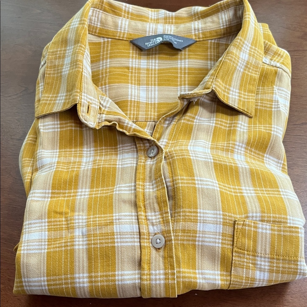 The North Face Women’s Plaid Shirt